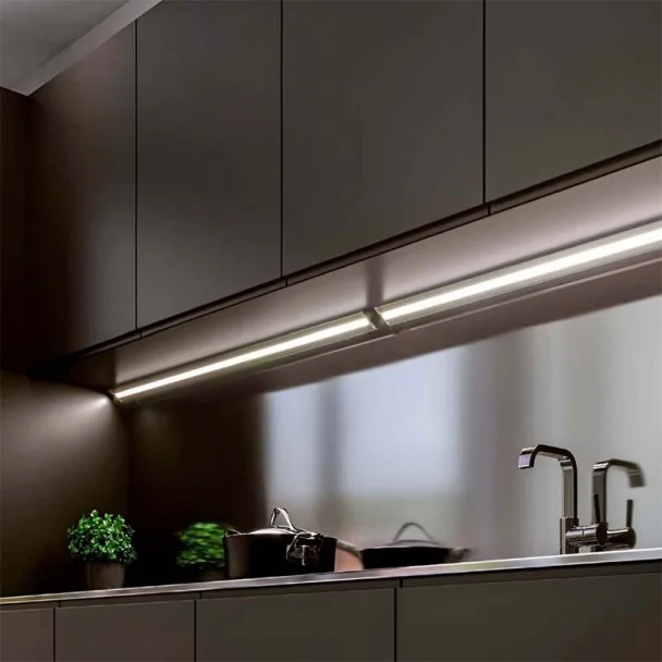 Regleta Led 240V 6000K Alba