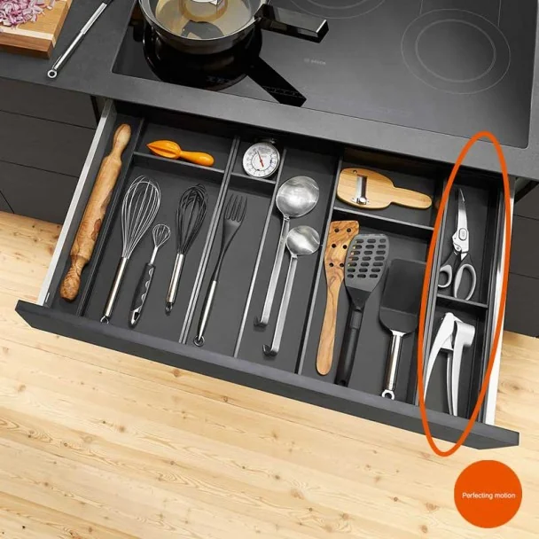 Marco Cubertero Estrecho AMBIA-LINE de acero para Cajón de Cocina LEGRABOX