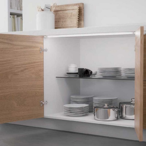 Iluminación BTGEO INTERIOR DE MUEBLE